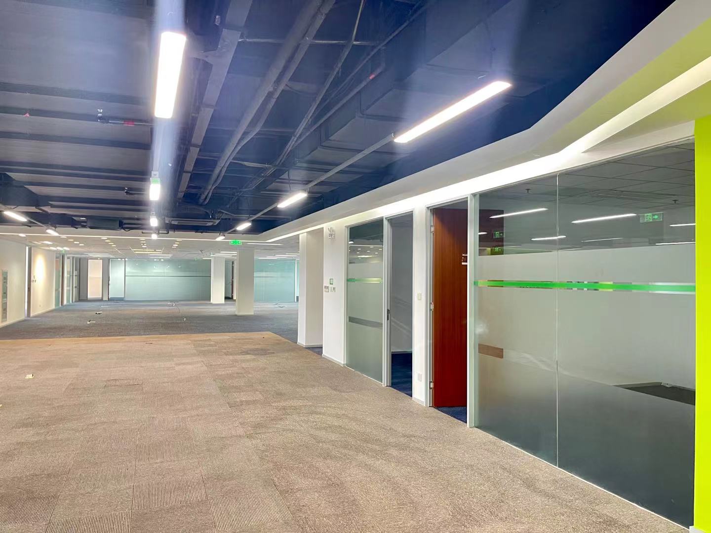 正通创意中心---2700平米--5元/天/平米